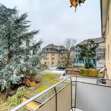 Blossom 90 Qm 3 Schlafzimmer Balkon & Voll Ausgestattete Kueche * زيورخ