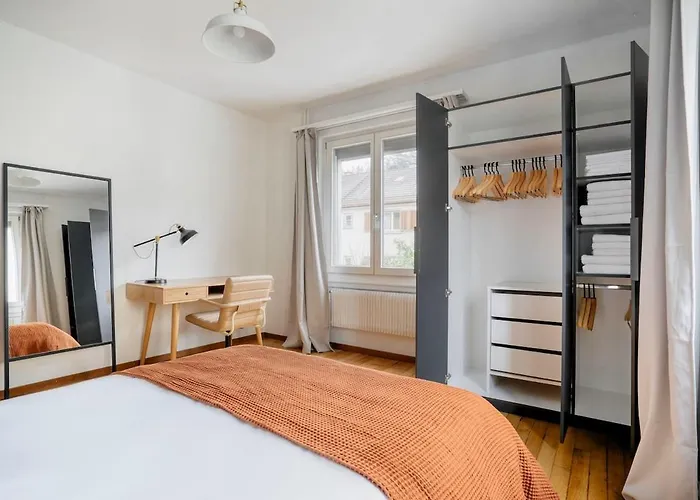 شقة Blossom 90 Qm 3 Schlafzimmer Balkon & Voll Ausgestattete Kueche زيورخ