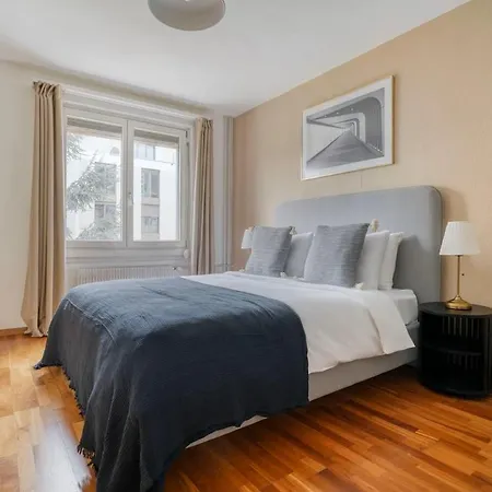 Blossom 90 Qm 3 Schlafzimmer Balkon & Voll Ausgestattete Kueche Appartamento