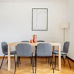 Blossom 90 Qm 3 Schlafzimmer Balkon & Voll Ausgestattete Kueche Daire