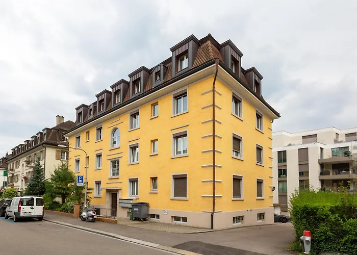 Blossom 90 Qm 3 Schlafzimmer Balkon & Voll Ausgestattete Kueche Apartamento Zurique